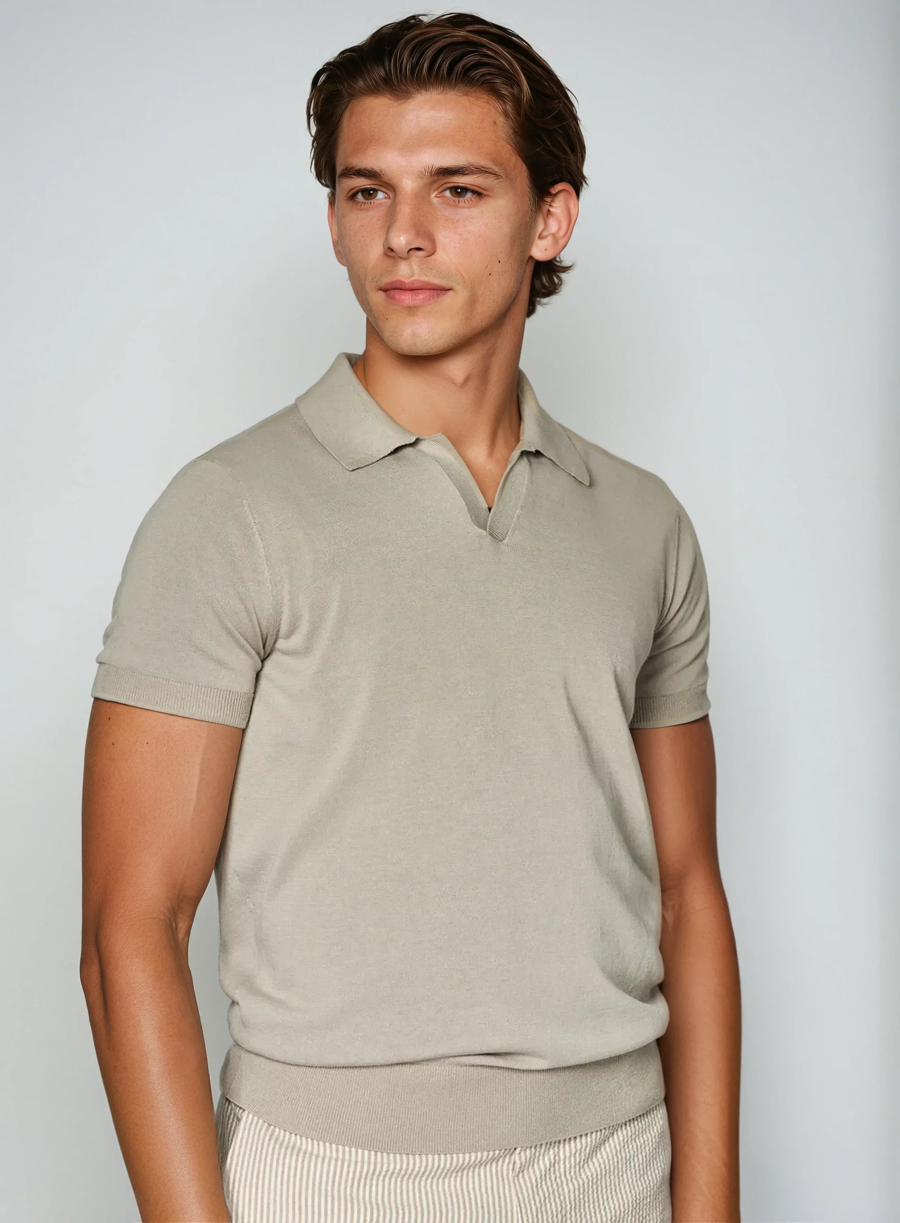 Polo Minimalista Elegante Uomo