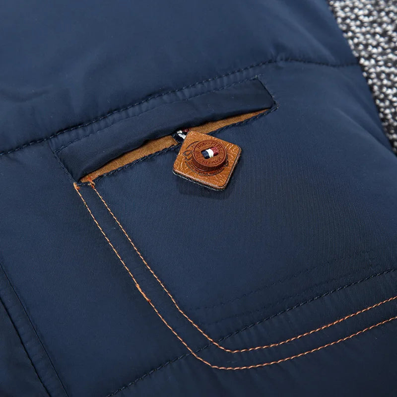 Giacca Invernale con Cappuccio